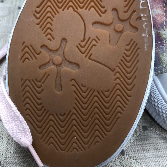 BASS GIRLS SUEDE ABSTRACT SNEAKER NEW - Picture 8 of 15